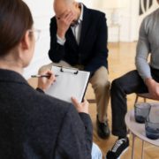 ¿Cómo afrontar una evaluación psicológica forense? Descubra la importancia del rigor técnico, los tests validados y cómo evitar sesgos ante el perito.