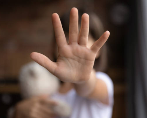"Ley Orgánica de Protección Integral a la Infancia y la Adolescencia frente a la Violencia LOPIVI - Evaluación a menores víctimas de delito"